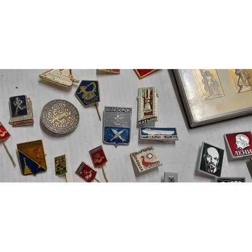 488 - Big lot of communist badges and medals