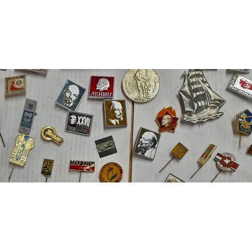 488 - Big lot of communist badges and medals