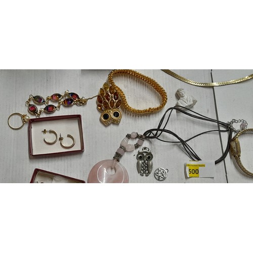 500 - Costume jewellery and other collectables