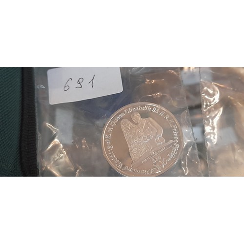 691 - Big silver coin