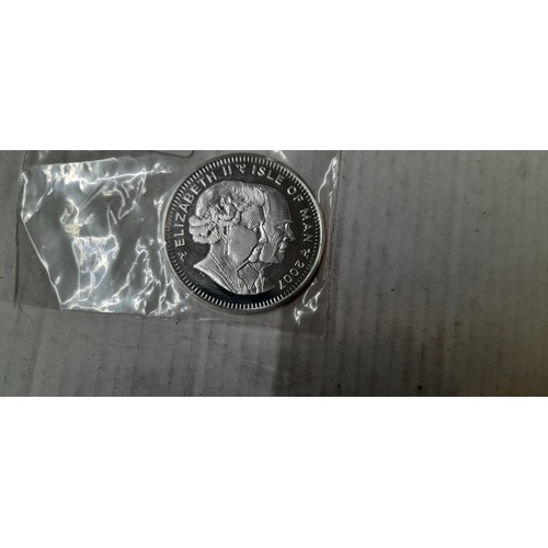 758 - Big silver coin