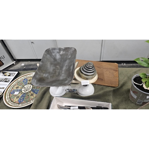 222A - scales & weights