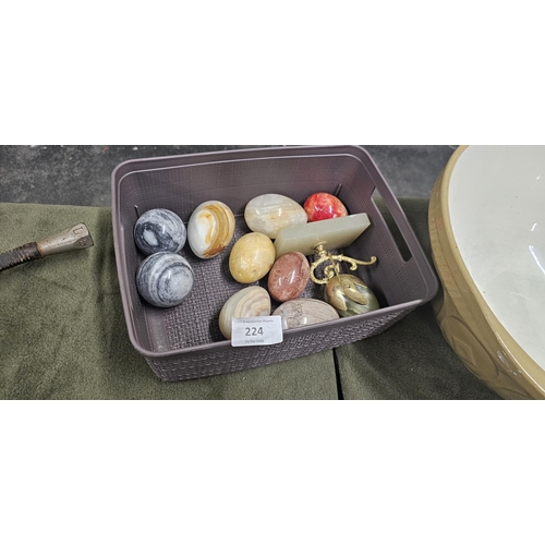 224 - 8 stone eggs & 2 balls