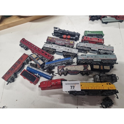 A collection of N-gauge trains and track to include Hornby Minitrix