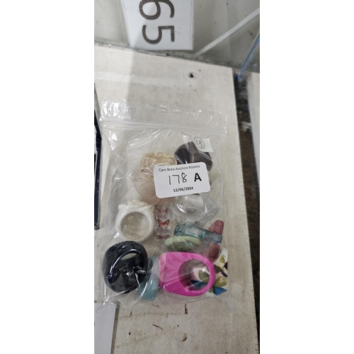 178A - bag of 70's/80's resin rings