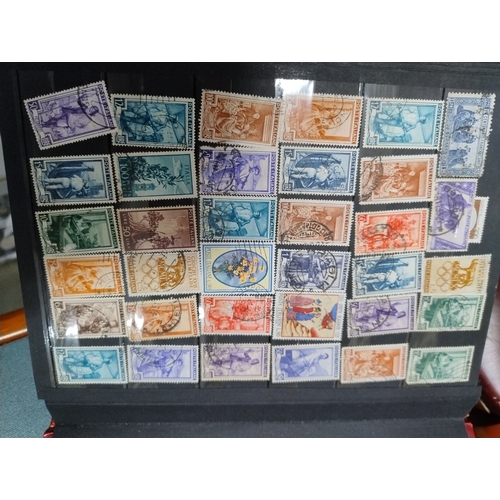 814 - Italian stamps