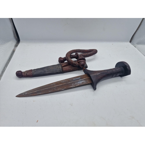 3 - African dagger