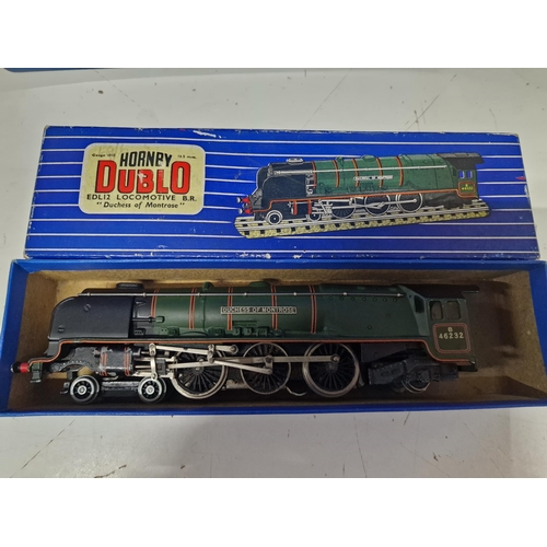 102 - Hornby Dublo 3-Rail, EDL12 4-6-2 Metal Loco “DUCHESS of MONTROSE” 46232