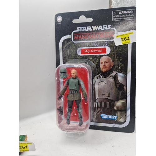 262 - Star wars The Mandalorian figure