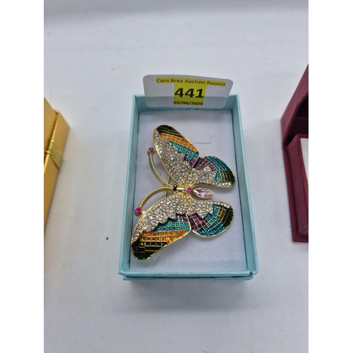 441 - butterfly brooch