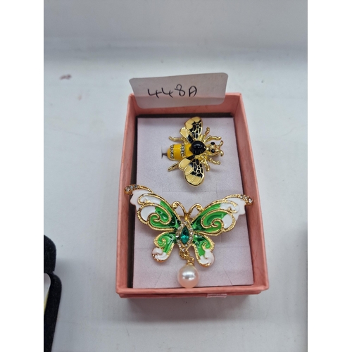 448A - Deco double dress clips brooch