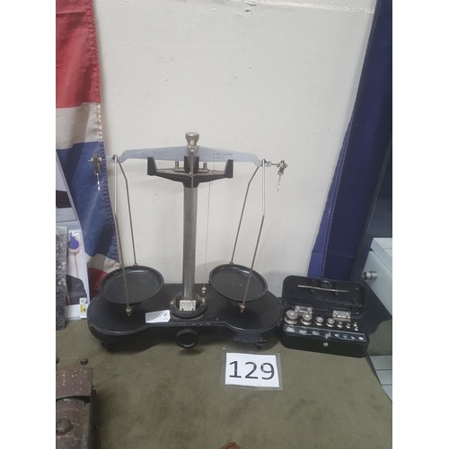 129A - vintage scales & weights