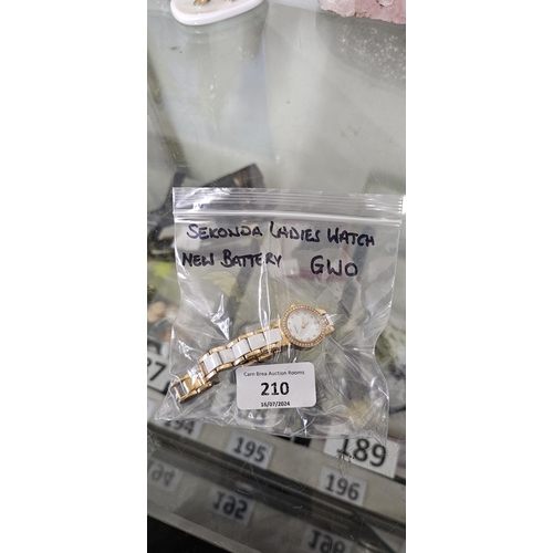 210 - sekonda ladies quartz watch, new battery gwo