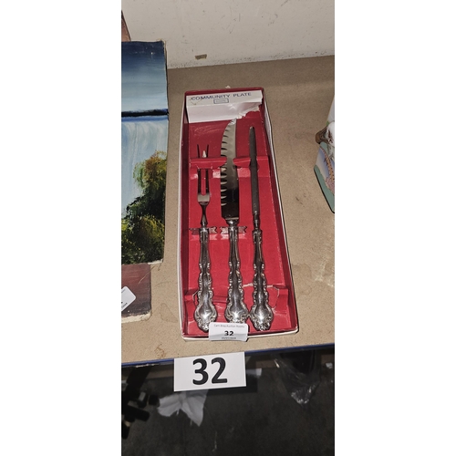 32 - carving set