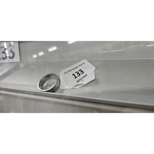 133 - steel ring