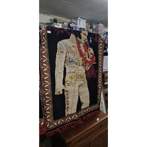 495A - Elvis Rug