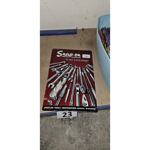 Lot 23        