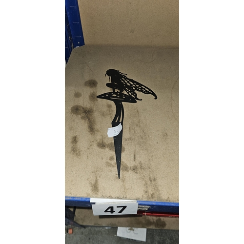 Lot 47        