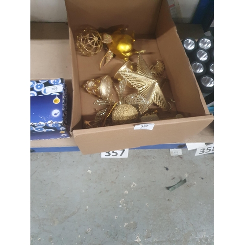 42A - box of gold coloured decorations