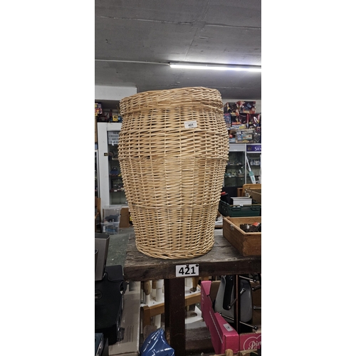 421 - ALI BABA WICKER LAUNDRY BASKET