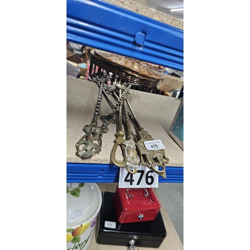 476 - 7 VINTAGE BRASS TOASTING FORKS