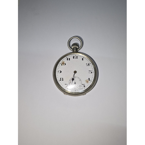 277a - Pocket watch needs attention White metal