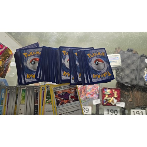 193 - Pokémon cards