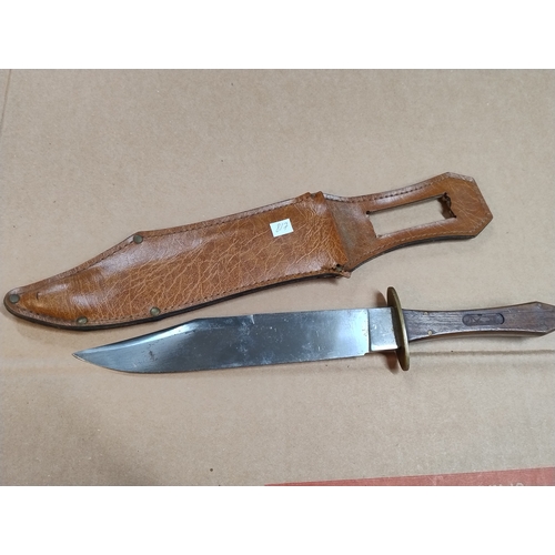 774 - Old hunting knife