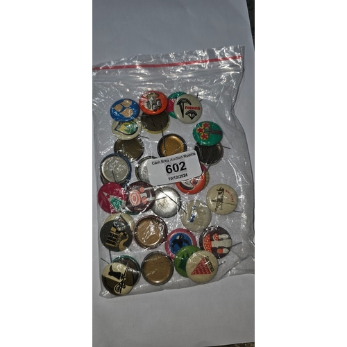 602 - Pin badges