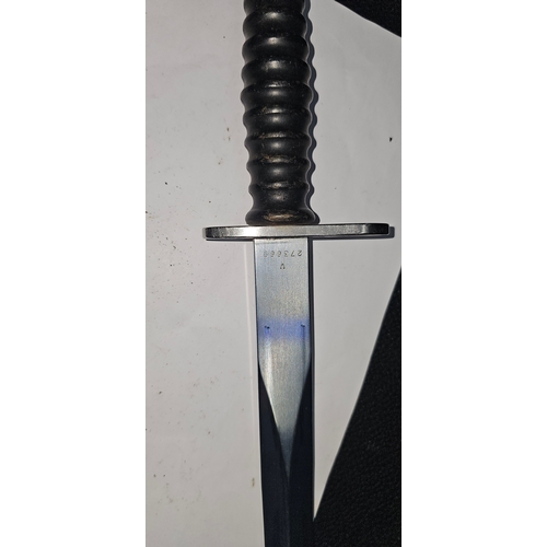 698 - Bayonet with scabbards, made in Switzerland