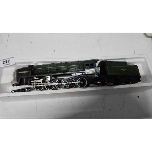 217 - Hornby Class 9F 2-10-0 92220 Evening Star Locomotive - Green