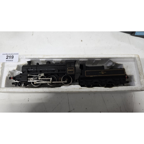 219 - MINITRIX N GAUGE IVATT 2MT 2-6-0 RUNNING No. 46400 BR BLACK LIVERY