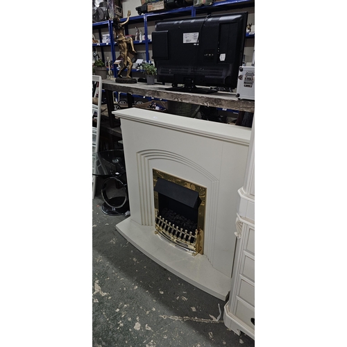 509 - Electric fire and surround UNABLE TO POST