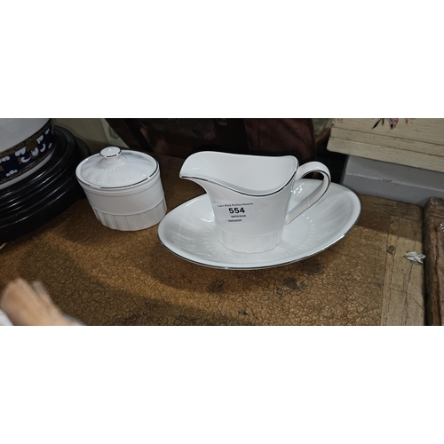 554 - Wedgewood small serving plate, Wedgewood sauce boat colosseum platinum, Wedgewood sugar bowl colosse... 