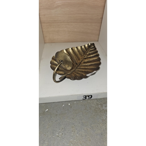 Lot 39        