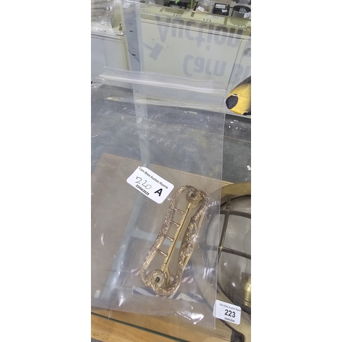 220A - vintage snake buckle