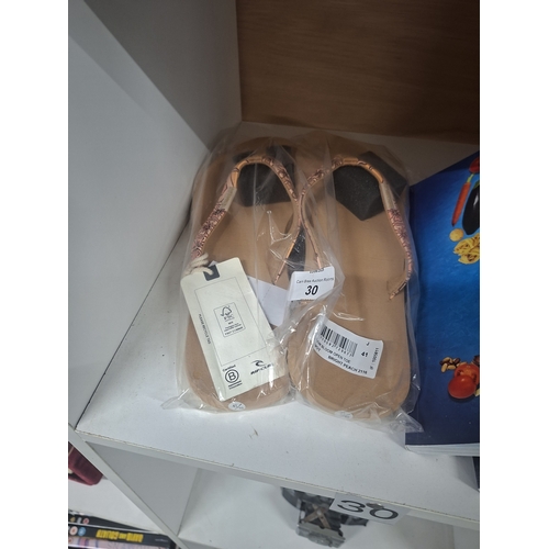 Lot 30        