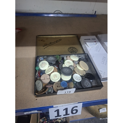 116 - players tin and vintage buttons etc