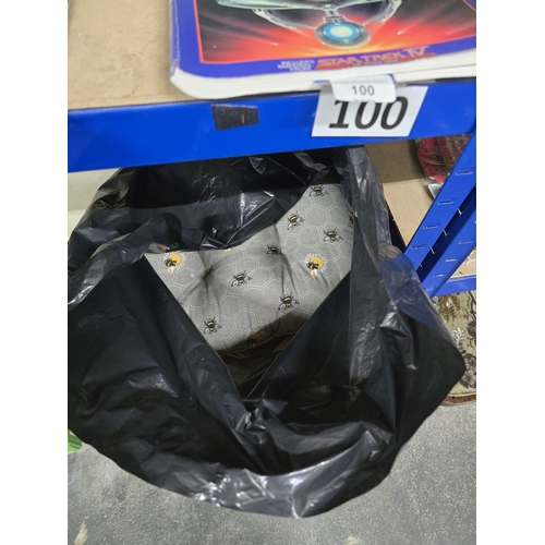 103 - 6 x bee seat cusions