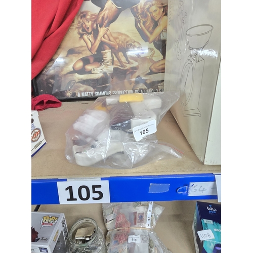 105 - 2 glue guns + accessories