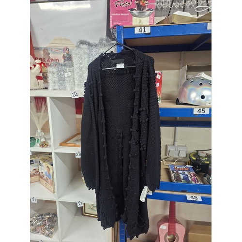 41A - large crotchet black lady's jumper / cardigan with tags