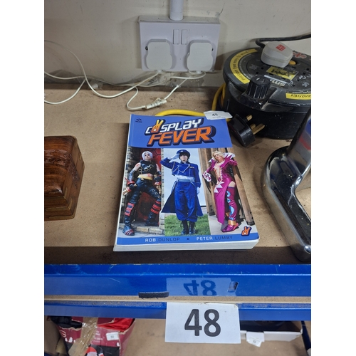 48 - 2x display fever books