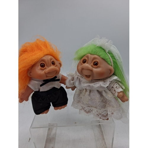 186 - Dam Trolls Bride and groom 1986