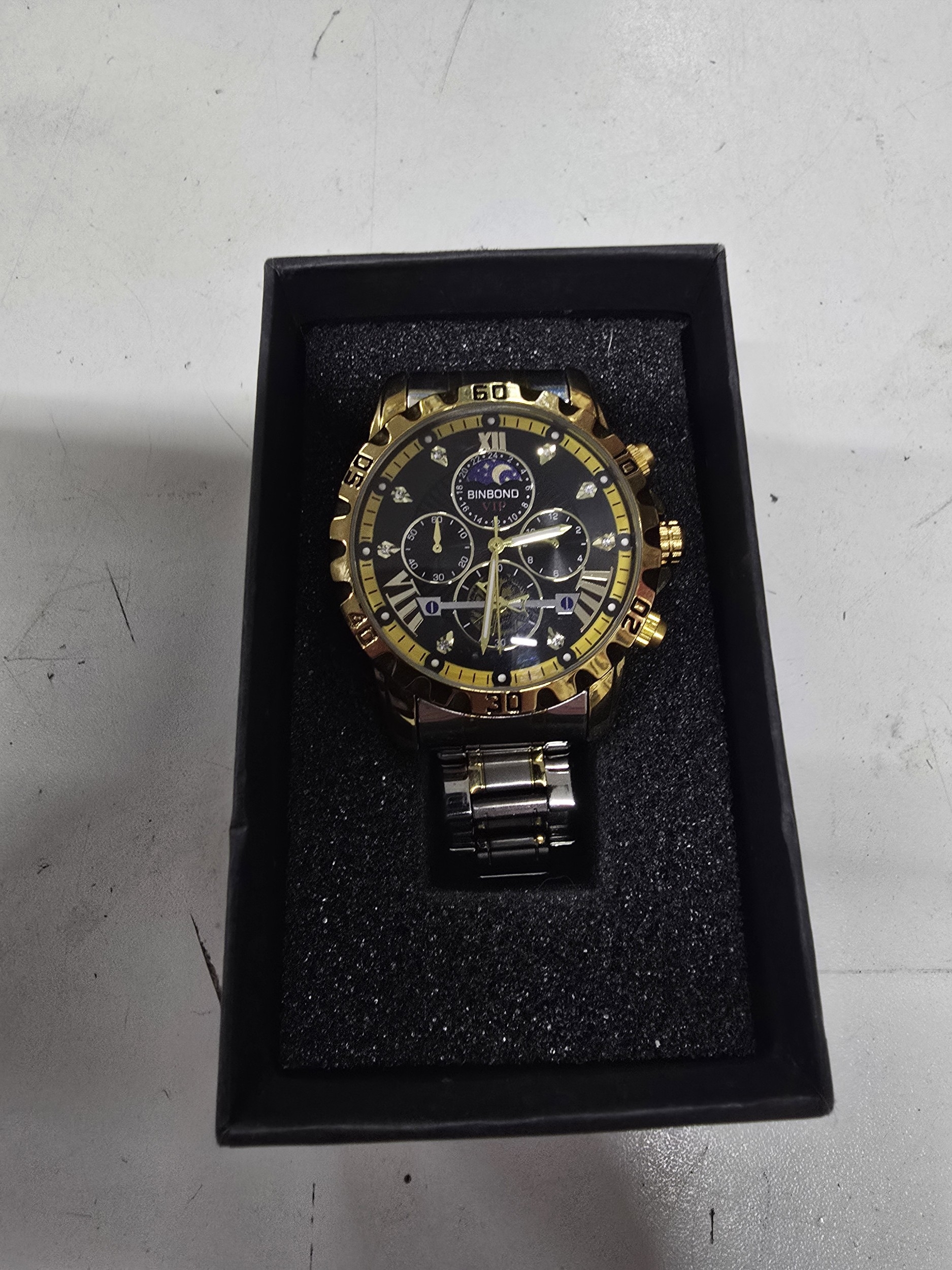 Binbond VIP Two-Tone Quartz Wristwatch