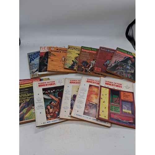 430 - 13 mixed vintage Sci-Fi magazines inc. Science Fiction Adventures, Isaac Asimov's Science Fiction, N... 