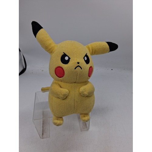 199C - Pokemon Pikachu Plushy by Tomy