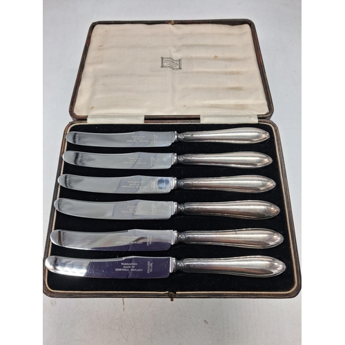 88 - 6 cased Silver handled knives