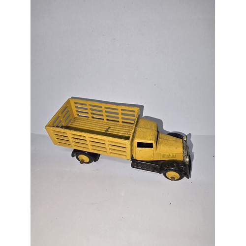 214 - Dinky Toys Leyland Comet Market Gardener's Lorry