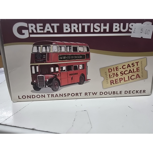 250 - Atlas Editions Great British Buses 1:76 Scale London Transport RTW Double Decker Replica