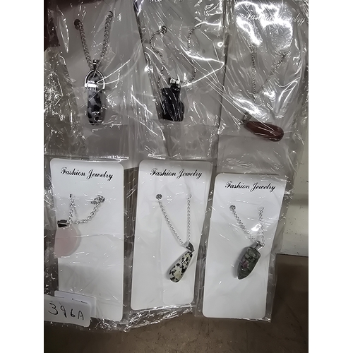 396a - Lot of new crystal healing necklaces